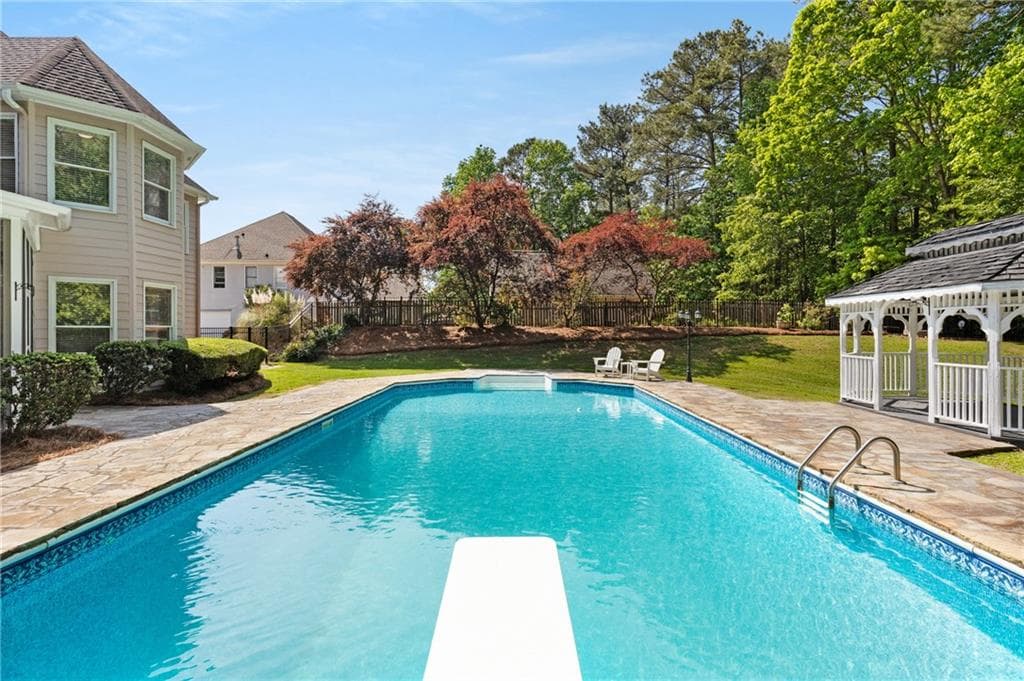 6 bedroom, 5 bathroom, 5,557 sq ft single family residence sold at 679 Gold Valley Pass, Canton, GA 30114