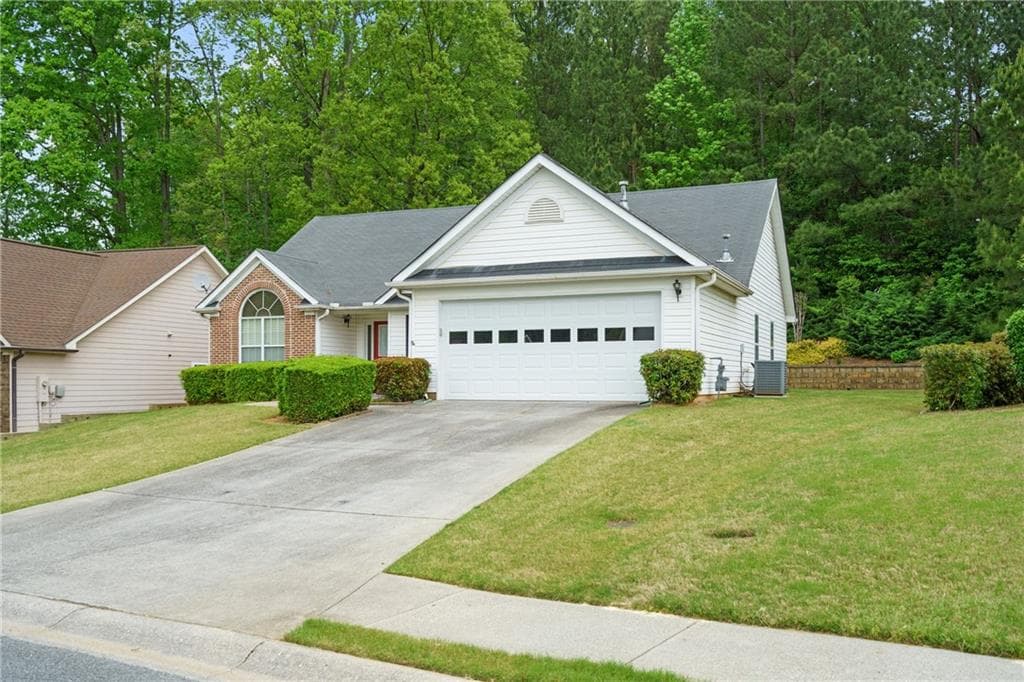 3 bedroom, 2 bathroom, 1,614 sq ft single family residence sold at 4036 Mcpherson Drive, Acworth, GA 30101