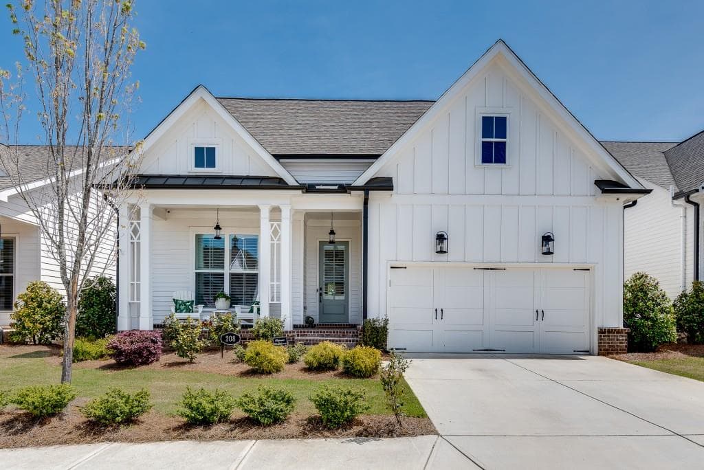 3 bedroom, 3 bathroom single family residence sold at 208 Idylwilde Way, Canton, GA 30115