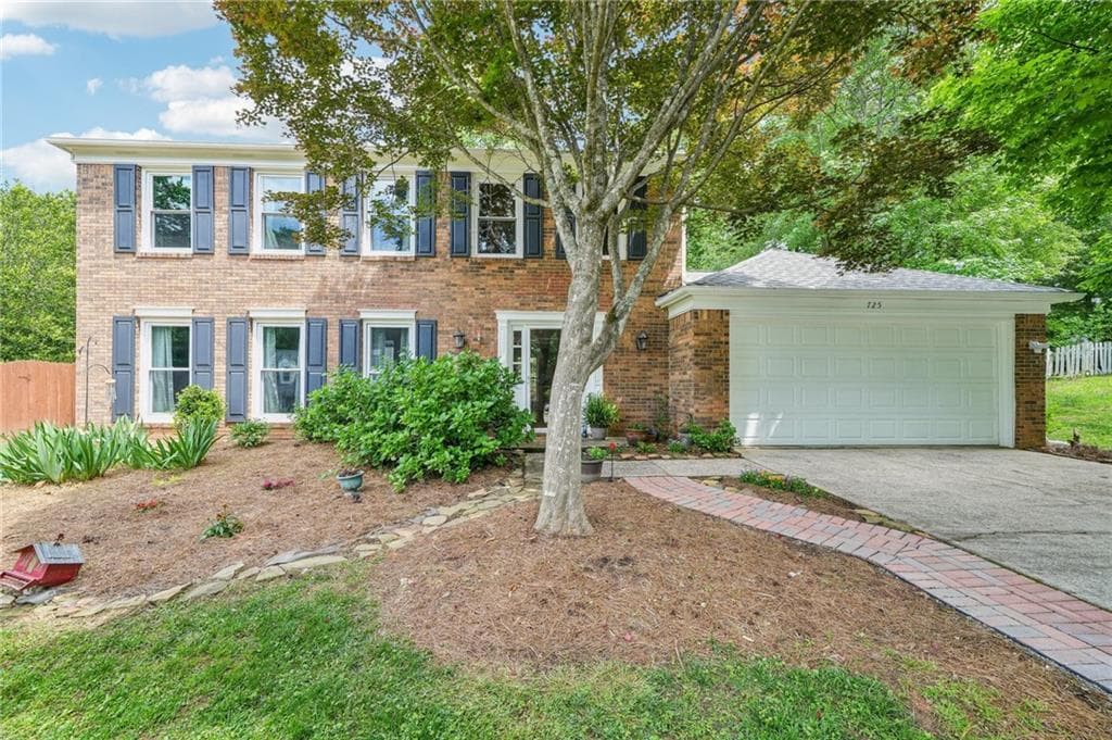4 bedroom, 3 bathroom single family residence sold at 725 Crab Orchard Court, Roswell, GA 30076