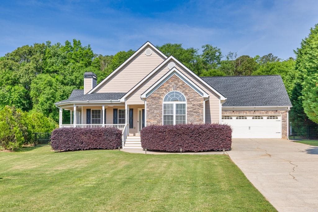 4 bedroom, 2 bathroom single family residence sold at 68 Arthur Avenue, Jefferson, GA 30549