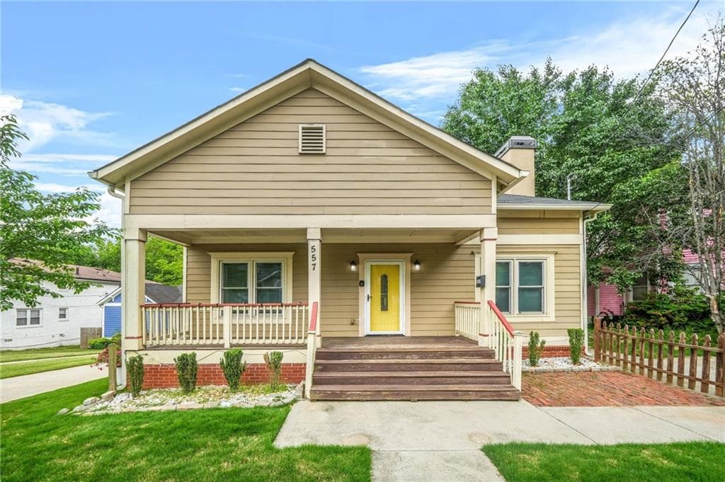 5 bedroom, 5 bathroom, 2,560 sq ft single family residence sold at 557 Lawton Street, Atlanta, GA 30310