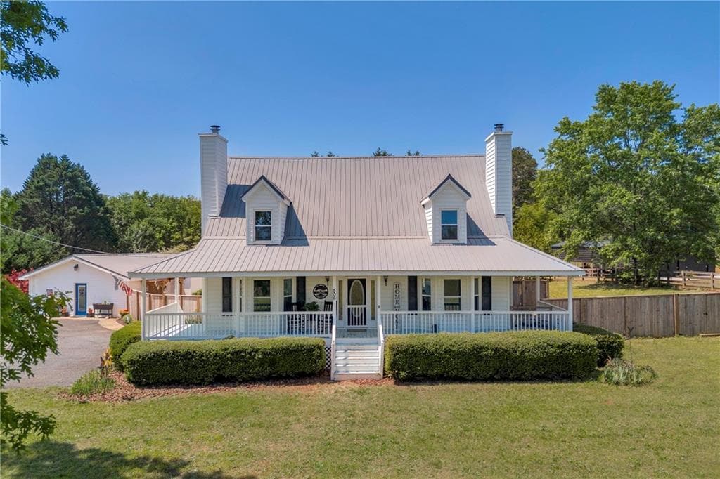 3 bedroom, 3 bathroom single family residence sold at 506 Ebenezer Church Road, Jefferson, GA 30549