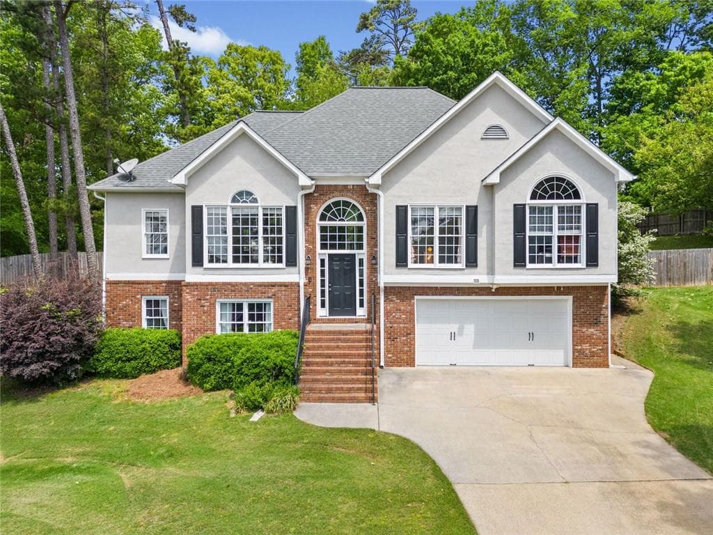 4 bedroom, 3 bathroom single family residence sold at 47 Centerport Drive, White, GA 30184