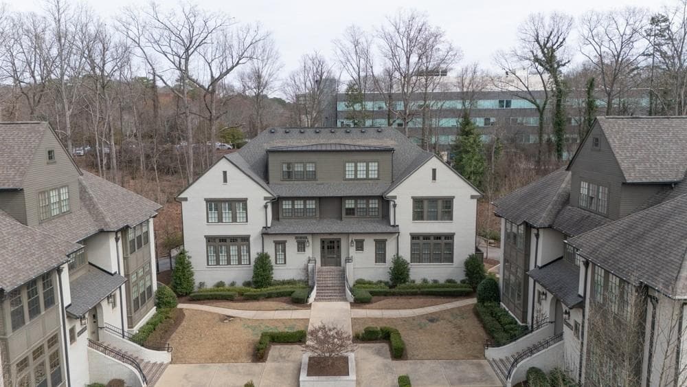 6711 Cadence Boulevard, Sandy Springs, GA 30328 — most recent listing photo