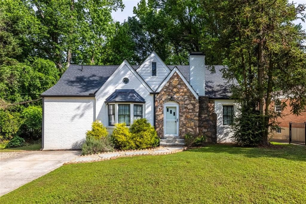4 bedroom, 3 bathroom, 1,990 sq ft single family residence sold at 1334 MILTON Place, Atlanta, GA 30316