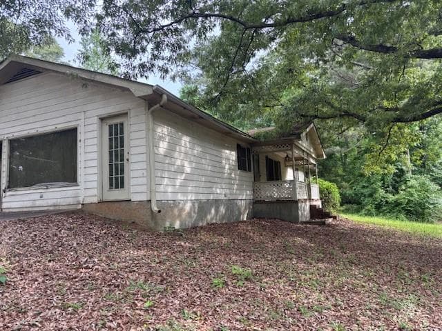 3 bedroom, 2 bathroom single family residence sold at 2368 Ebenezer Road, Conyers, GA 30094