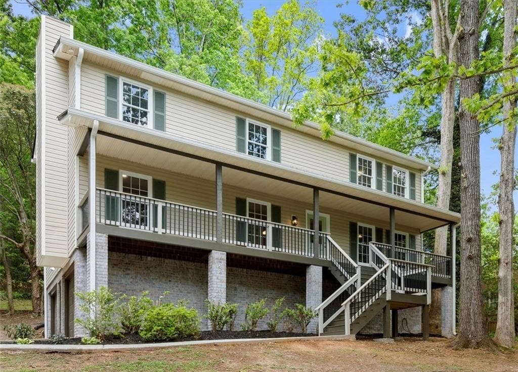 5 bedroom, 3 bathroom single family residence sold at 1627 Rex Drive, Marietta, GA 30066