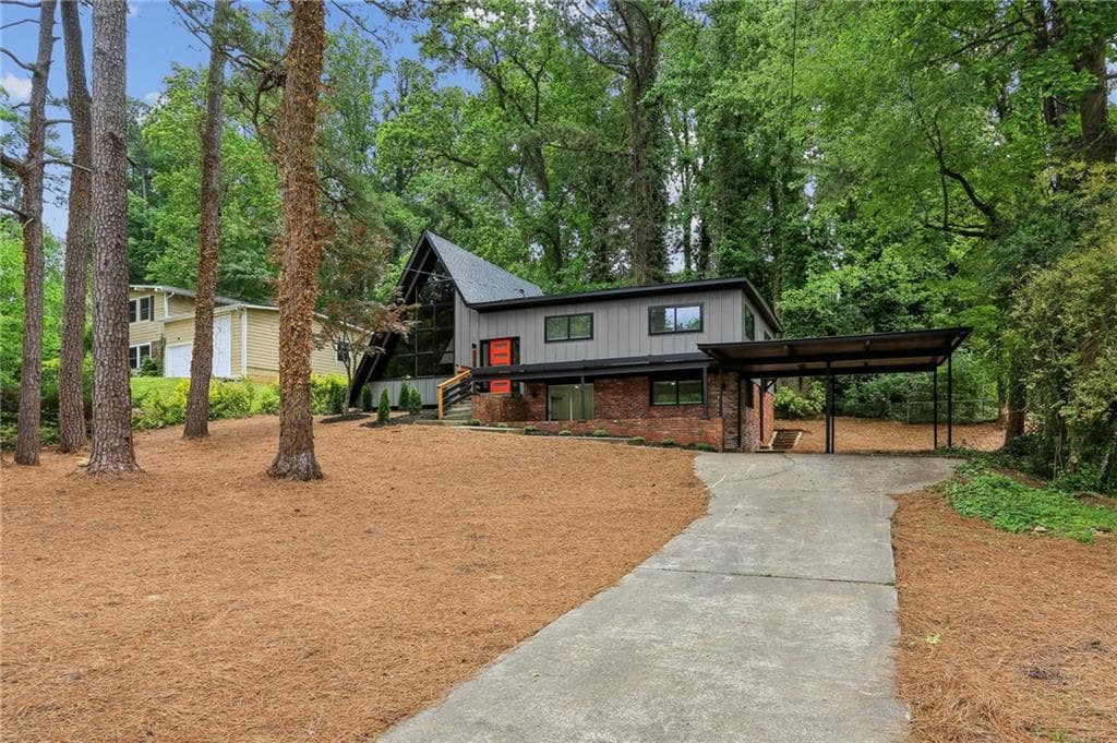 4 bedroom, 3 bathroom, 2,268 sq ft single family residence sold at 3567 Beachhill Drive, Atlanta, GA 30340
