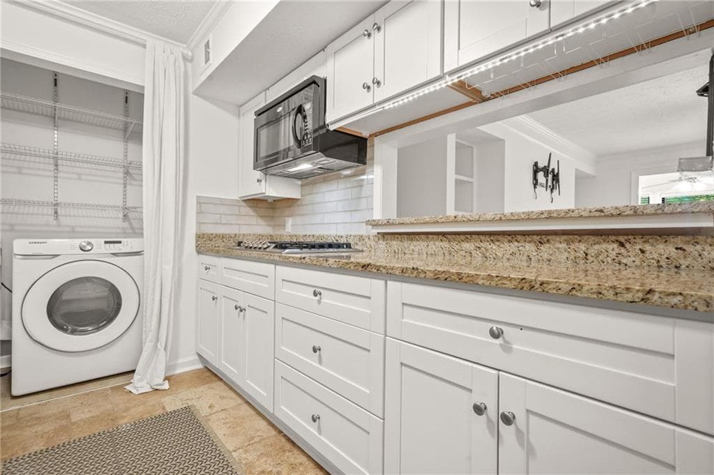 1 bedroom, 1 bathroom condominium sold at 228 Smokerise Circle, Marietta, GA 30067