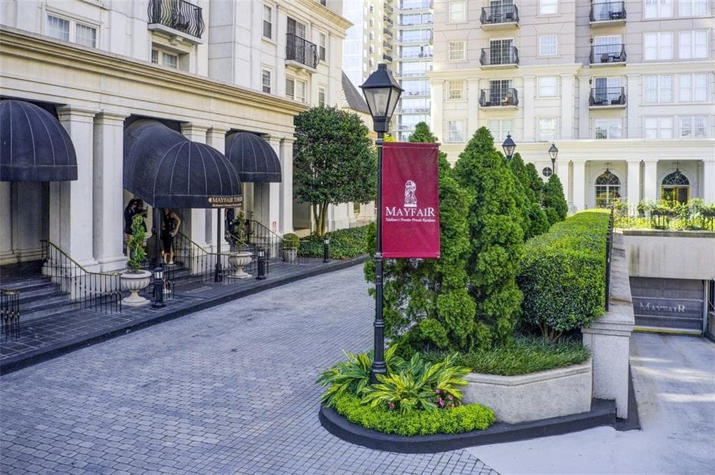 1 bedroom, 1 bathroom, 750 sq ft condominium sold at 199 14th Street 409, Atlanta, GA 30309