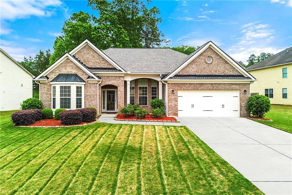 3 bedroom, 2 bathroom single family residence sold at 3700 Long Lake Drive, Douglasville, GA 30135