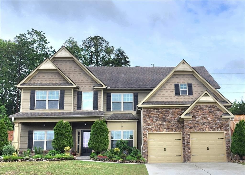 5 bedroom, 3 bathroom single family residence sold at 2022 Boxwood Lane, Canton, GA 30114