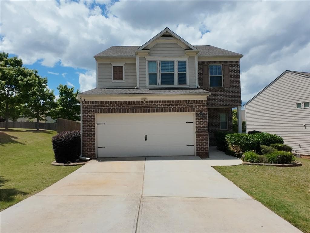 3 bedroom, 3 bathroom single family residence sold at 1369 Star Water Drive, Lawrenceville, GA 30045