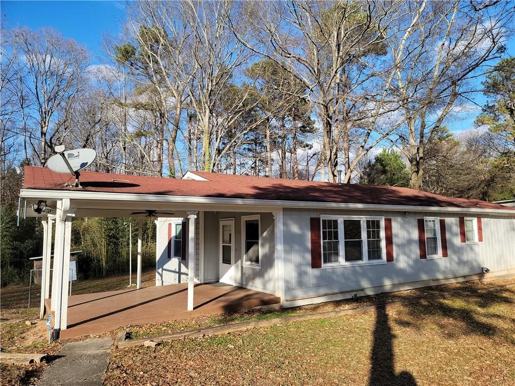3 bedroom, 1 bathroom single family residence sold at 2569 Old Peachtree Road, Duluth, GA 30097