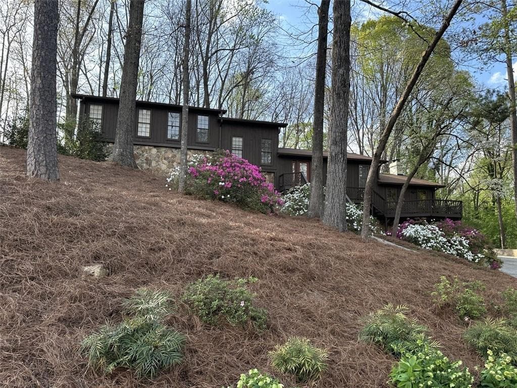 4 bedroom, 3 bathroom single family residence sold at 475 Nottingham Drive, Marietta, GA 30066