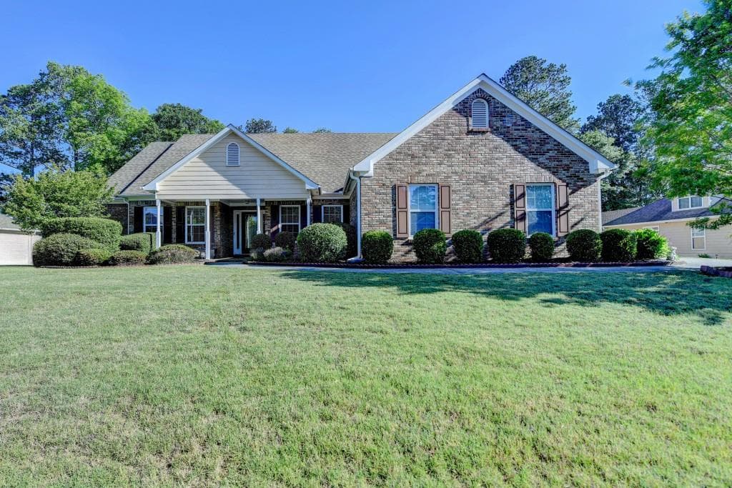 1550 Misty Valley Drive, Lawrenceville, GA 30045 — most recent listing photo