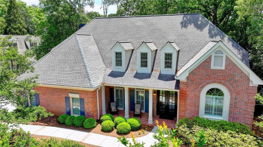 4 bedroom, 4 bathroom single family residence sold at 1830 Hadfield Boulevard, Roswell, GA 30075