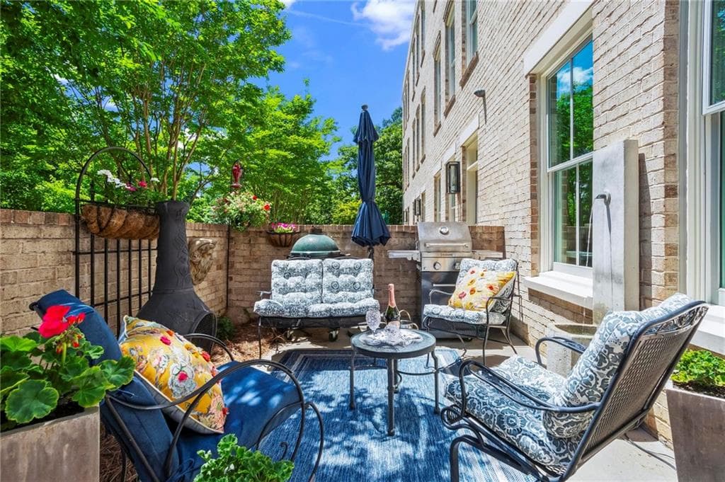 3 bedroom, 4 bathroom townhouse sold at 3408 Landen Pine Court, Atlanta, GA 30305
