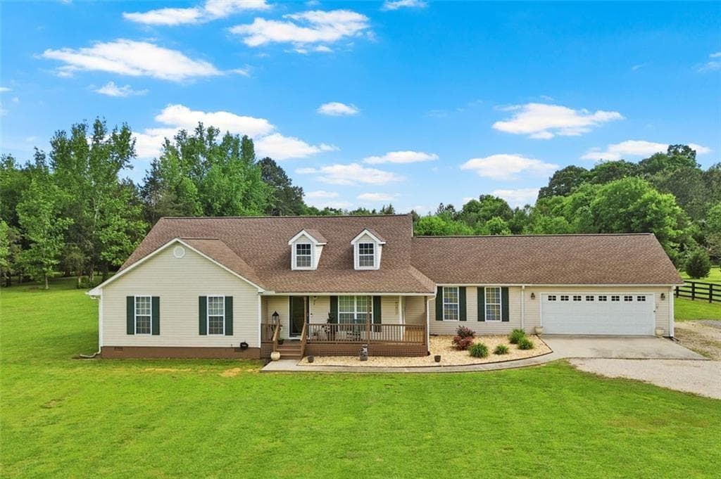 3 bedroom, 2 bathroom single family residence sold at 24 Fossetts Cove, Cartersville, GA 30121