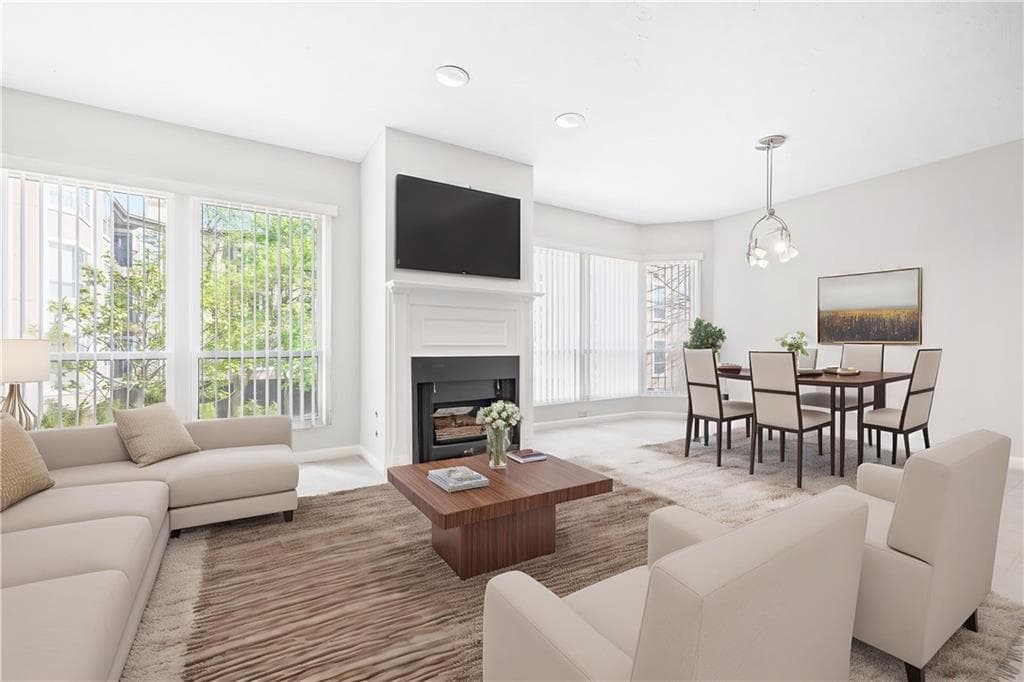 2 bedroom, 2 bathroom, 1,115 sq ft condominium sold at 244 13th Street 310, Atlanta, GA 30309