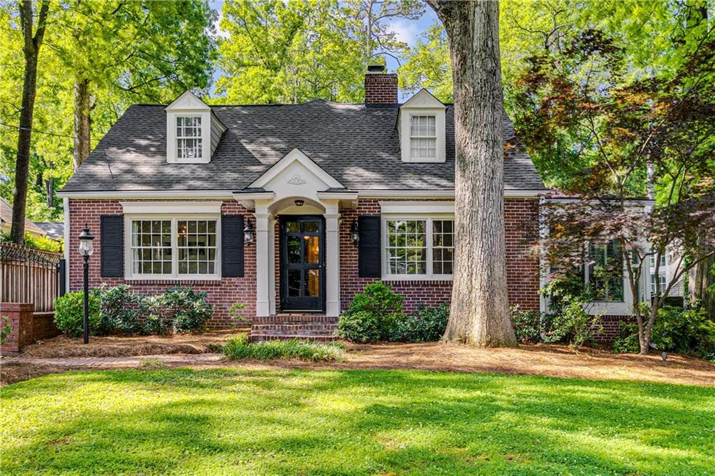 4 bedroom, 3 bathroom single family residence sold at 277 Alberta Drive, Atlanta, GA 30305