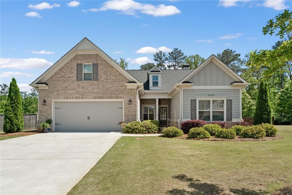 4 bedroom, 4 bathroom, 2,425 sq ft single family residence sold at 3219 Blackshear Drive, Marietta, GA 30060