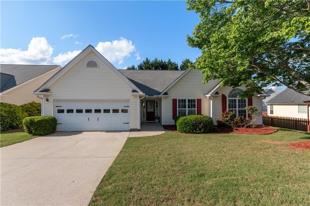 3 bedroom, 2 bathroom single family residence sold at 3259 McEver Park Circle, Acworth, GA 30101