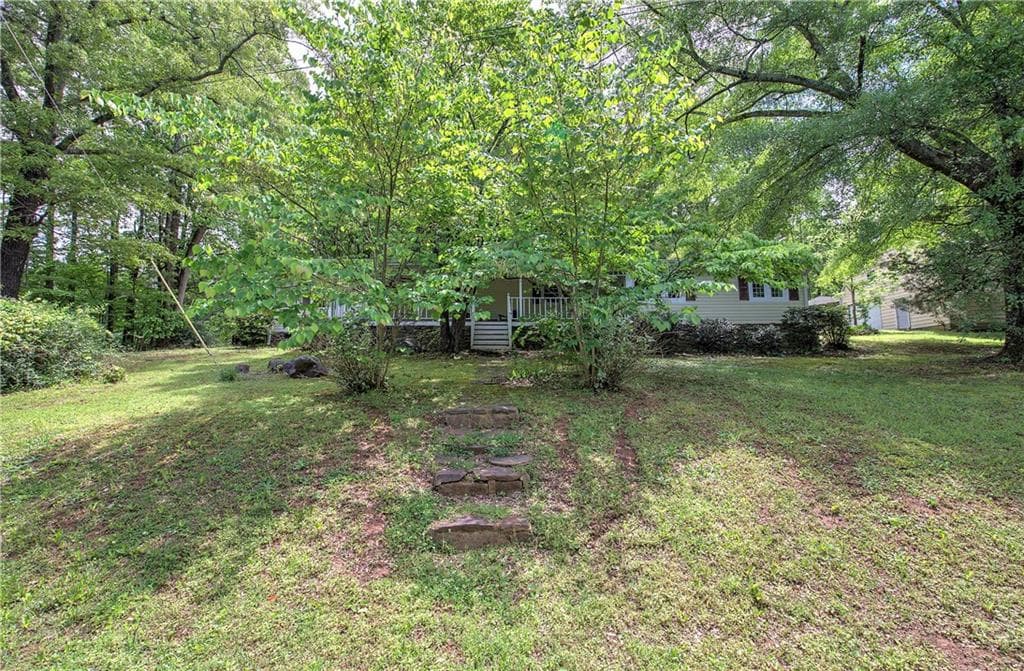 3 bedroom, 2 bathroom single family residence sold at 191 White Oak Church Road, Dallas, GA 30157