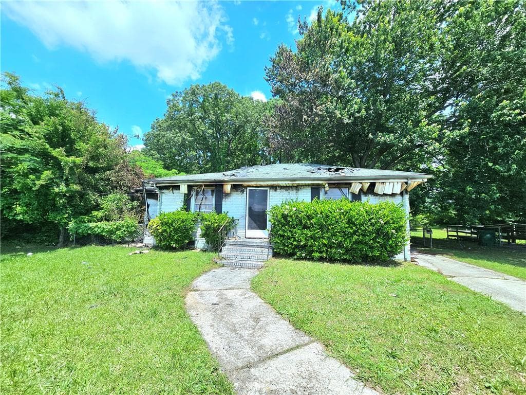 2 bedroom, 1 bathroom single family residence sold at 2022 Cook Road, Decatur, GA 30032