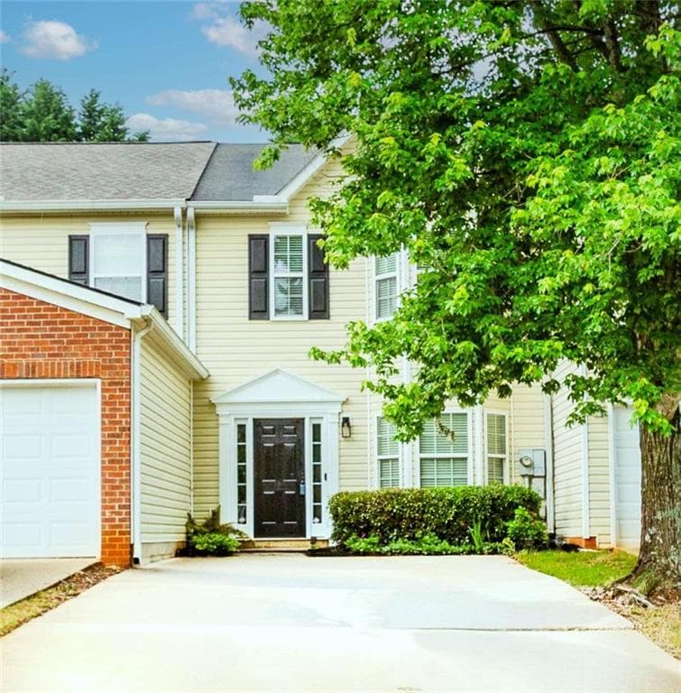 2 bedroom, 3 bathroom townhouse sold at 5138 Timber Hills Way, Oakwood, GA 30566