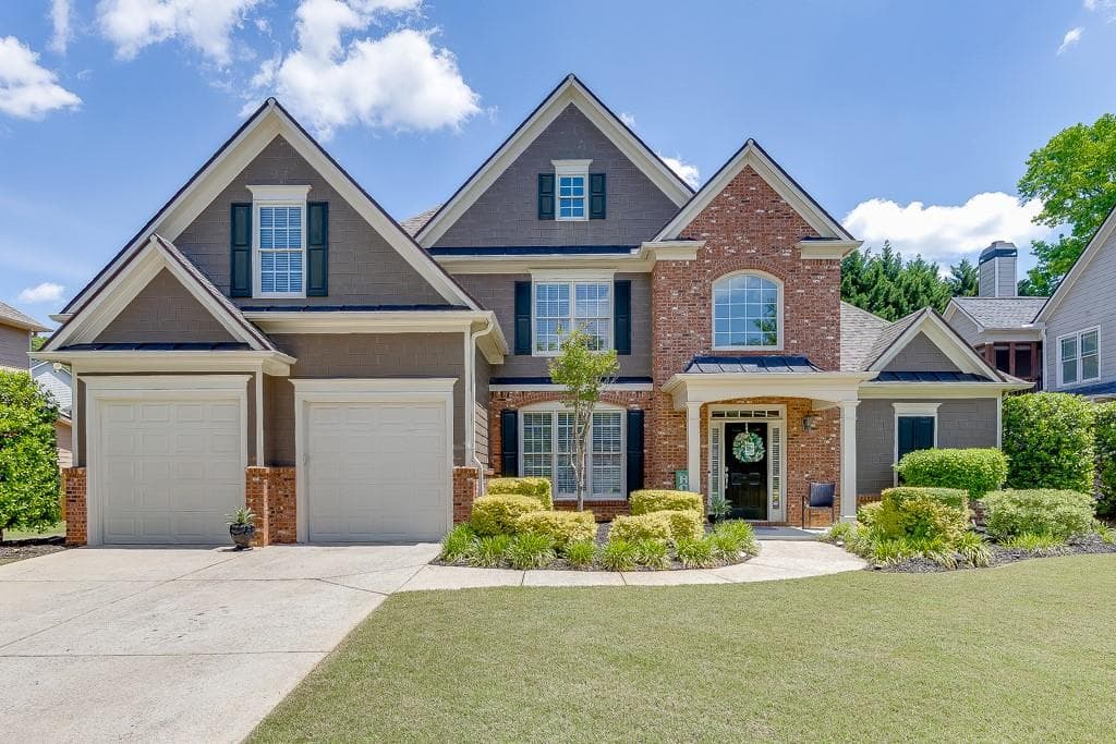 6 bedroom, 4 bathroom, 3,664 sq ft single family residence sold at 1563 Country Wood Drive, Hoschton, GA 30548