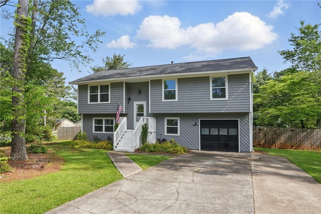 4 bedroom, 2 bathroom single family residence sold at 1501 Jamerson Landing, Marietta, GA 30066