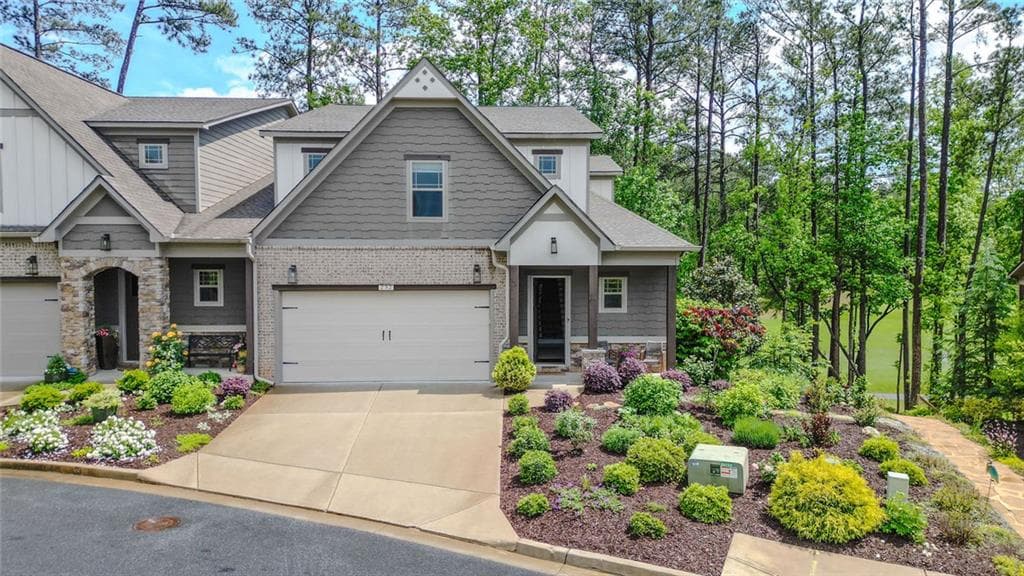 5 bedroom, 4 bathroom, 4,619 sq ft townhouse sold at 232 Heron Pointe View, Canton, GA 30114
