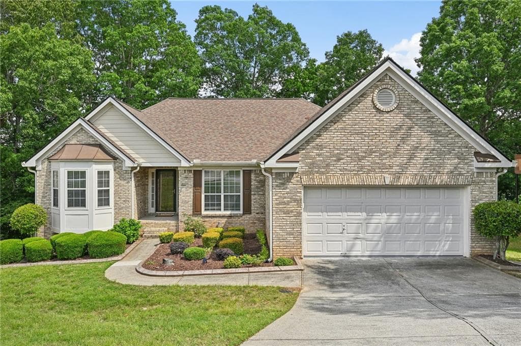 5 bedroom, 3 bathroom single family residence sold at 3463 Dunbar Lane, Suwanee, GA 30024