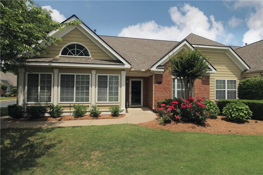 3 bedroom, 2 bathroom condominium sold at 1105 Sweet Apple Circle, Alpharetta, GA 30004