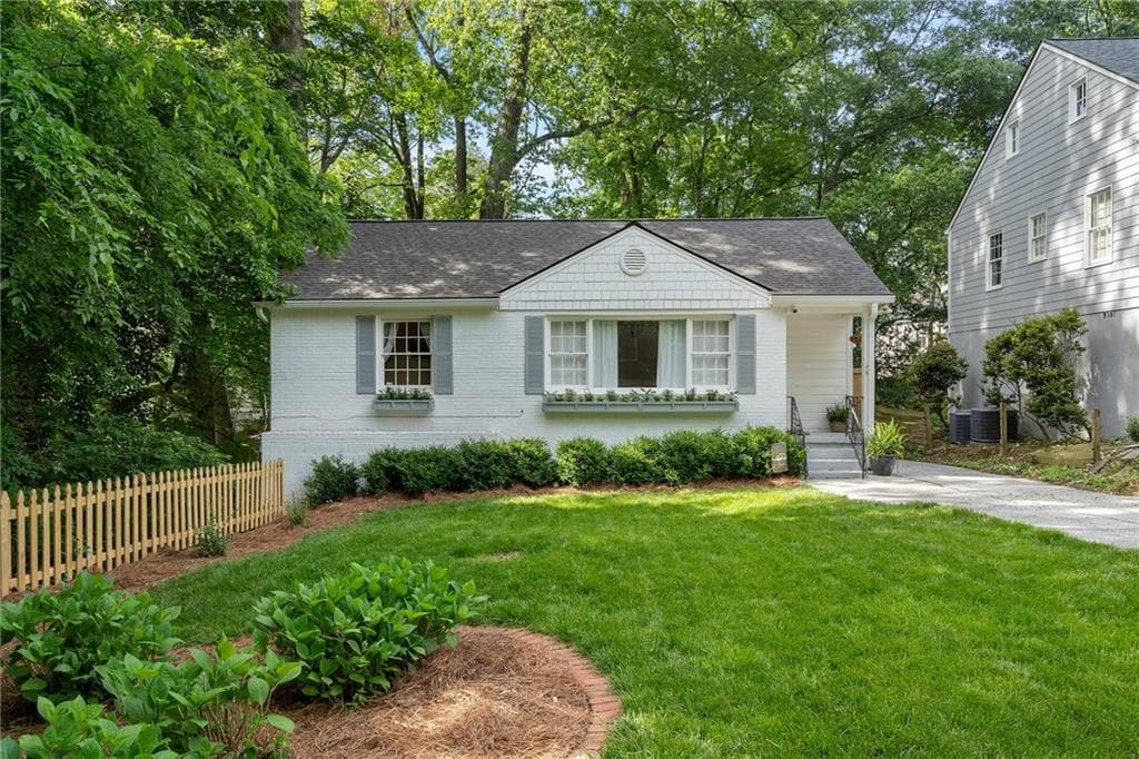 2 bedroom, 2 bathroom single family residence sold at 2316 Hurst Drive, Atlanta, GA 30305