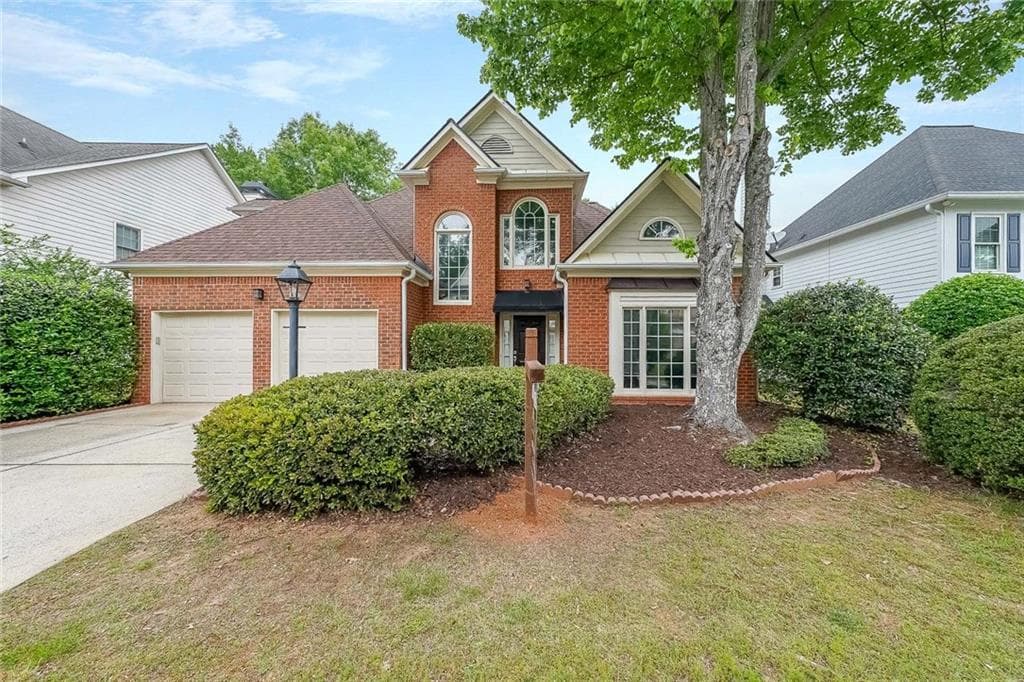 4 bedroom, 3 bathroom, 2,490 sq ft single family residence sold at 1996 Wellesley Trace, Atlanta, GA 30338