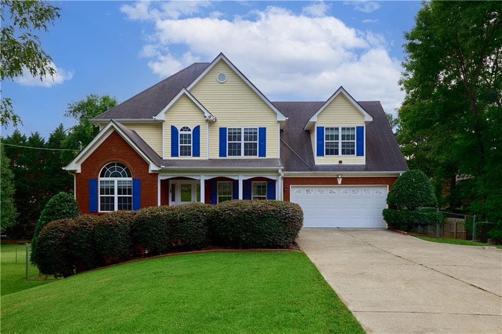 6 bedroom, 4 bathroom, 3,711 sq ft single family residence sold at 1847 OAK Road, Snellville, GA 30078
