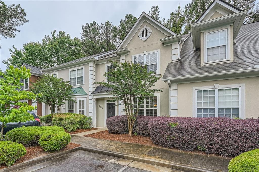 2 bedroom, 3 bathroom condominium sold at 3733 Sidney Lanier Boulevard, Duluth, GA 30096