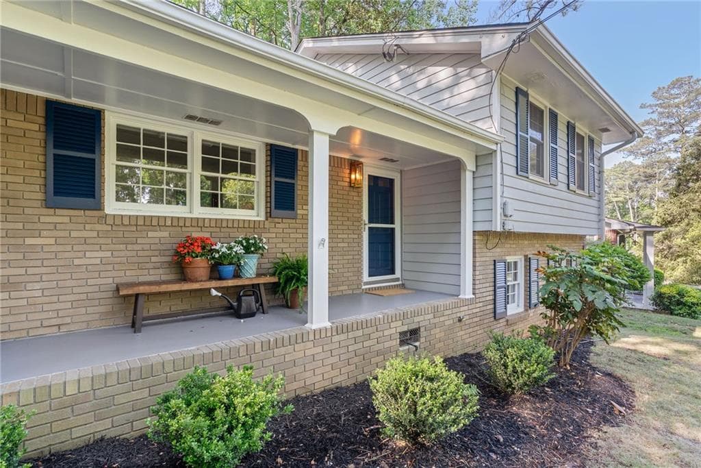 4 bedroom, 2 bathroom single family residence sold at 3521 Eaglerock Drive, Atlanta, GA 30340