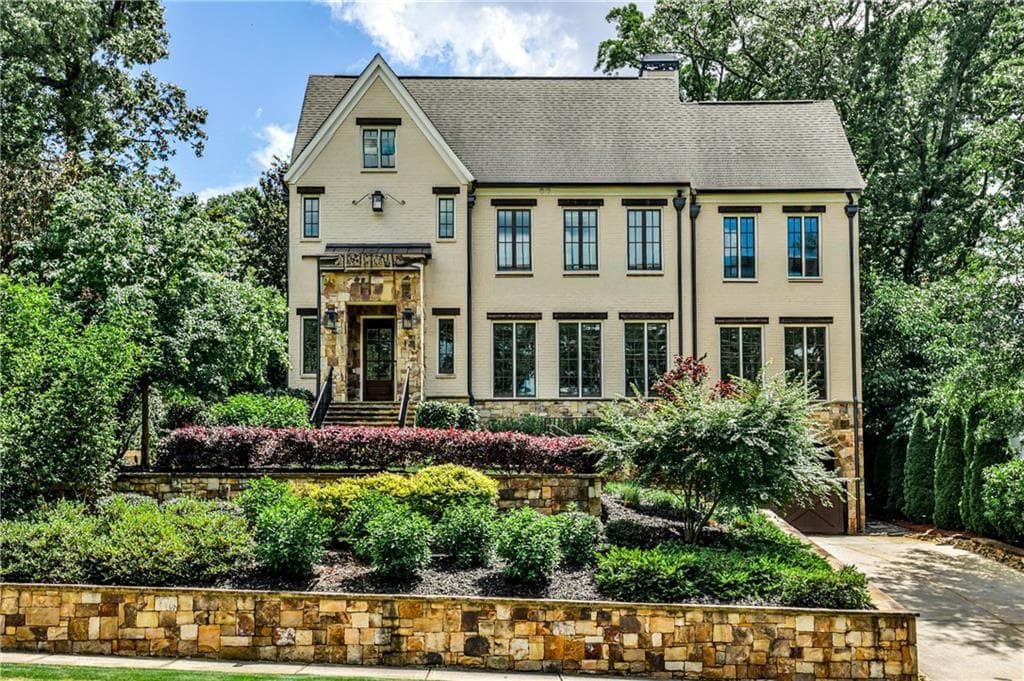 6 bedroom, 8 bathroom, 6,408 sq ft single family residence sold at 171 BEVERLY Road, Atlanta, GA 30309