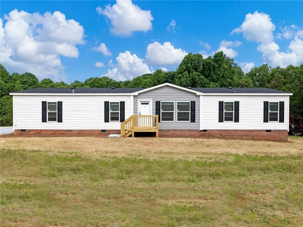 275 McKie Road, Commerce, GA 30530 — most recent listing photo