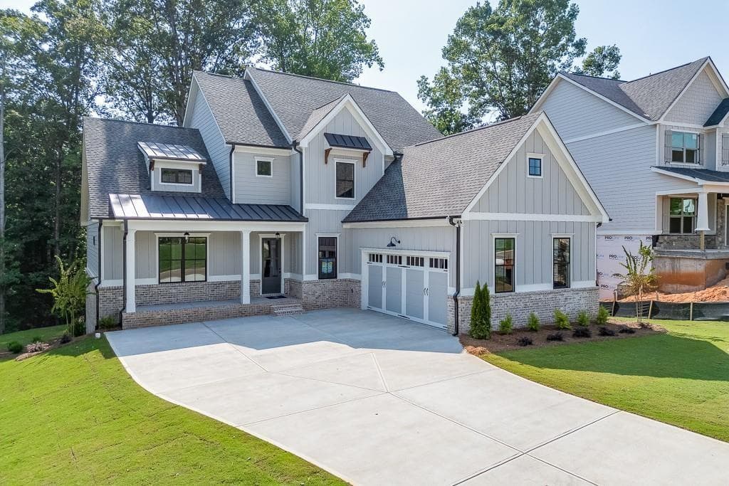 4 bedroom, 4 bathroom single family residence sold at 5660 Meadow View Drive, Jefferson, GA 30549