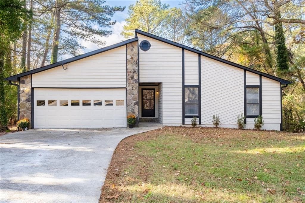 3193 DESHONG Drive, Stone Mountain, GA 30087 — most recent listing photo