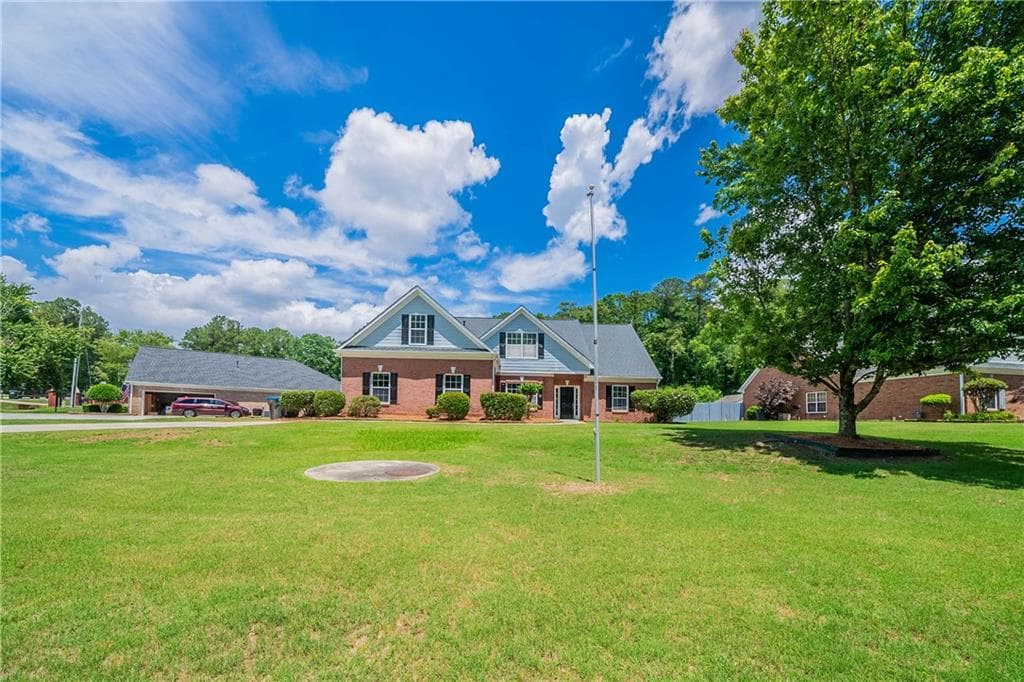 4 bedroom, 3 bathroom single family residence sold at 1480 Holly Brook Road, Snellville, GA 30078