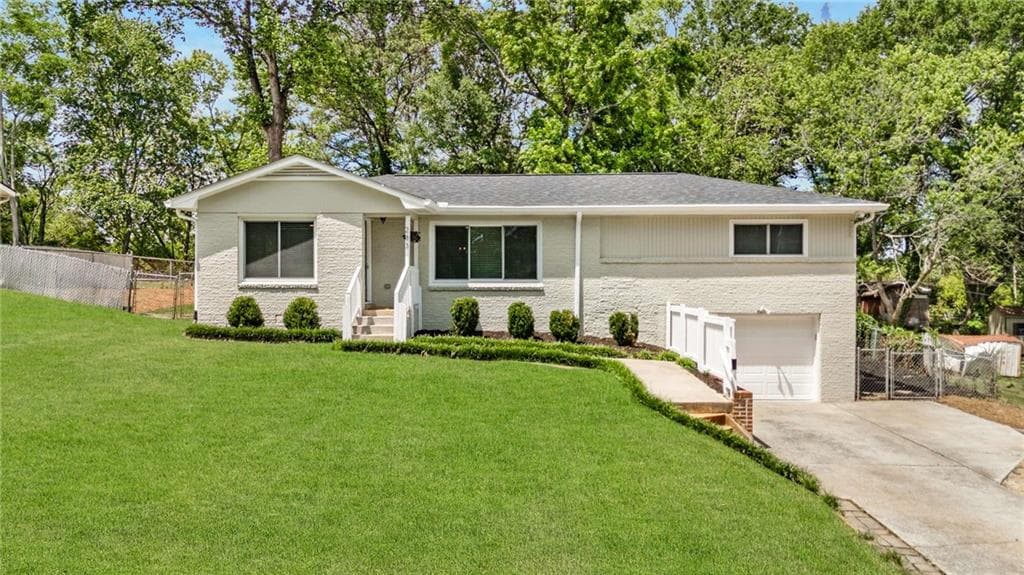 3 bedroom, 2 bathroom, 1,784 sq ft single family residence sold at 283 Norton Circle, Smyrna, GA 30082