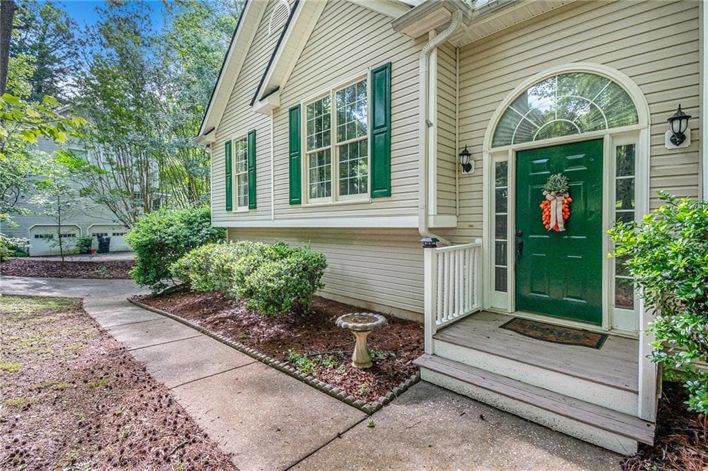3 bedroom, 2 bathroom single family residence sold at 90 Camden Woods Place, Dallas, GA 30157