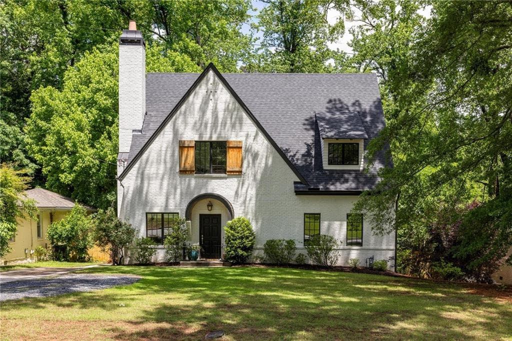 4 bedroom, 4 bathroom, 2,794 sq ft single family residence sold at 2554 Saint Patrick Street, Atlanta, GA 30317