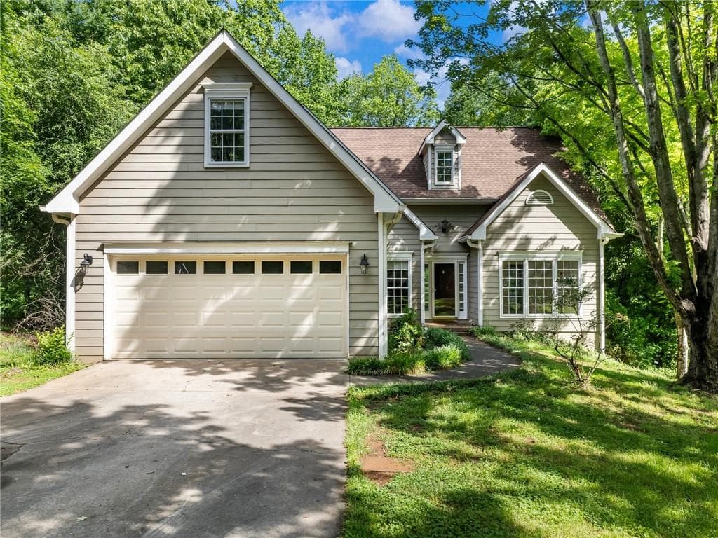 6212 GERMANTOWN Drive, Flowery Branch, GA 30542 — most recent listing photo